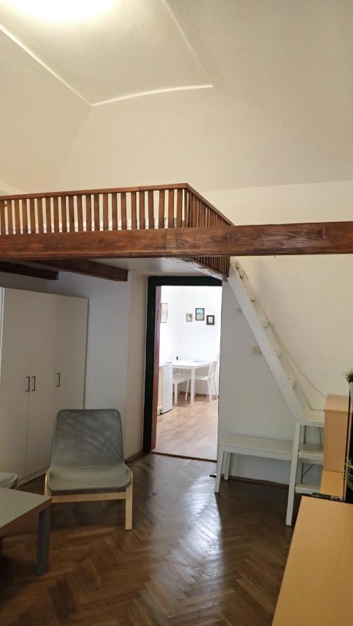 Apartment Jackie Praag Buitenkant foto