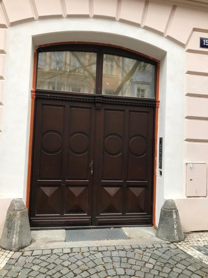 Apartment Jackie Praag Buitenkant foto